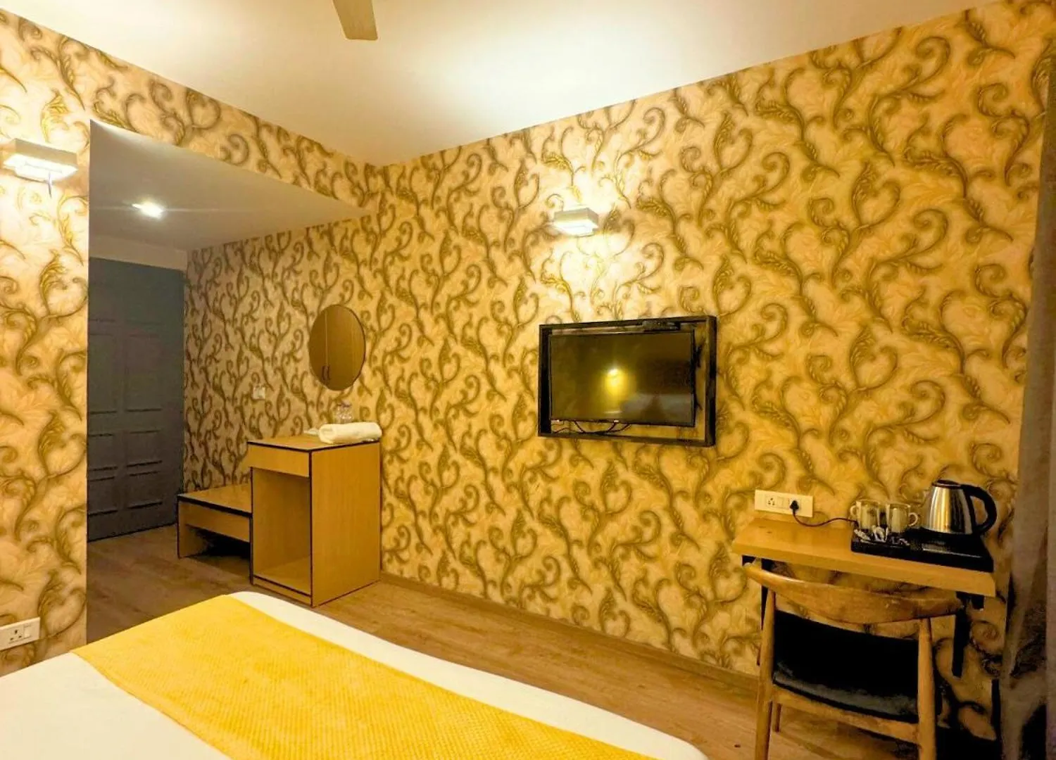 One Hotel-Golf Course Road Γκουργκάον